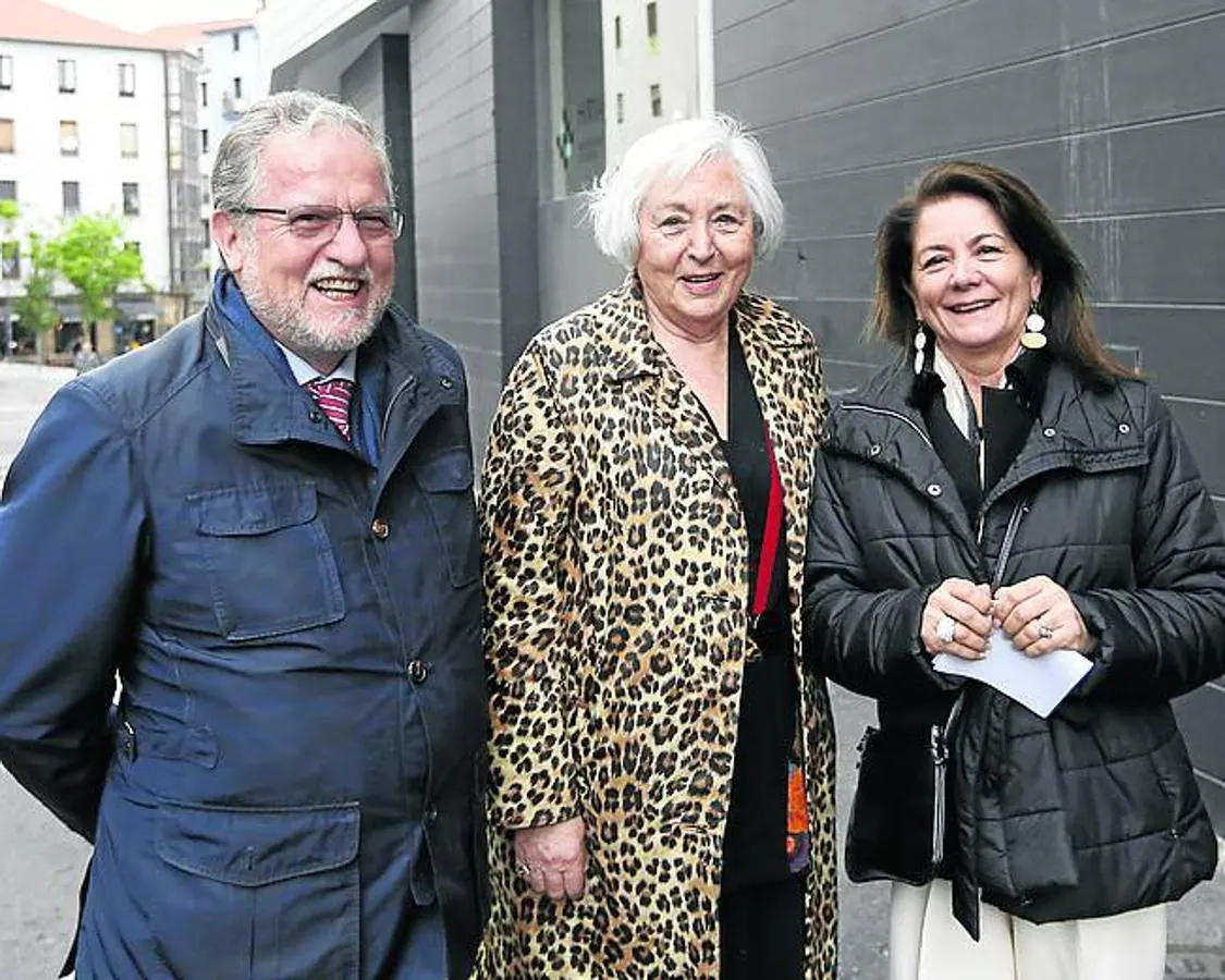 Hugo Ruiz Taboada, María Victoria Cañas y María Inés Díaz.