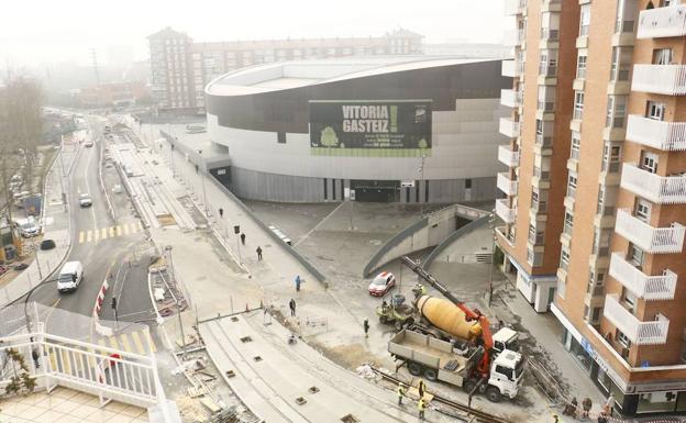 Vista de las obras del tranvía.