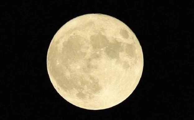Luna llena de mayo 2019 en España: calendario Lunar