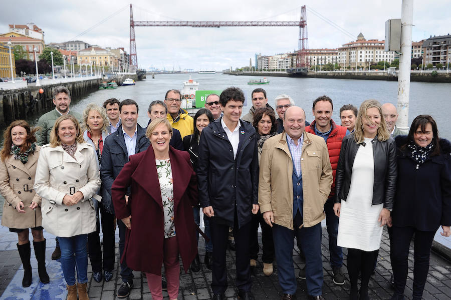 El diputado general ha iniciado en Gernika su particular periplo por varios municipios de la provincia