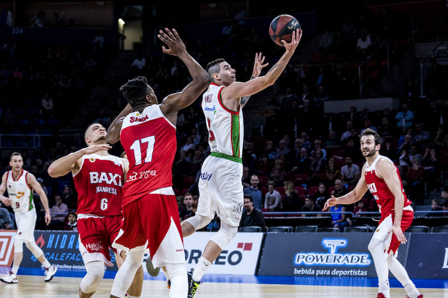 Fotos: Las imágenes del Baskonia - Manresa