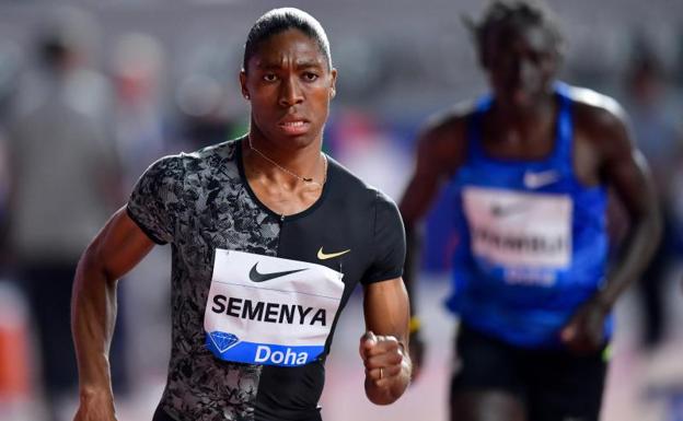 Semenya desafía a la IAAF en su 'última' carrera