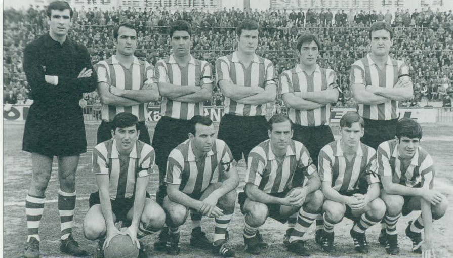 Fotos: Adiós a una leyenda rojiblanca