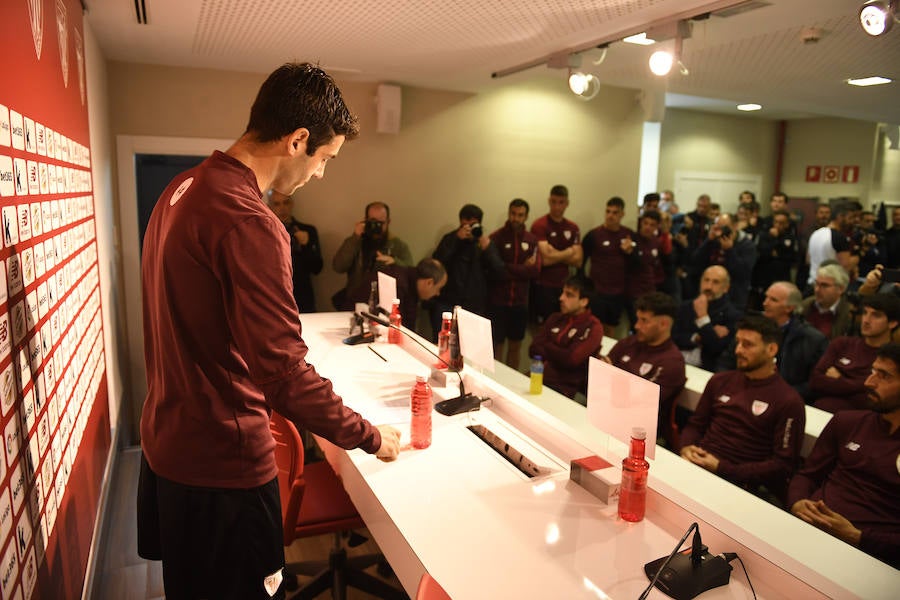 El jugador ha leído un comunicado y ha hecho una llamada a la unidad del equipo en un momento en el que se juega el pase a Europa