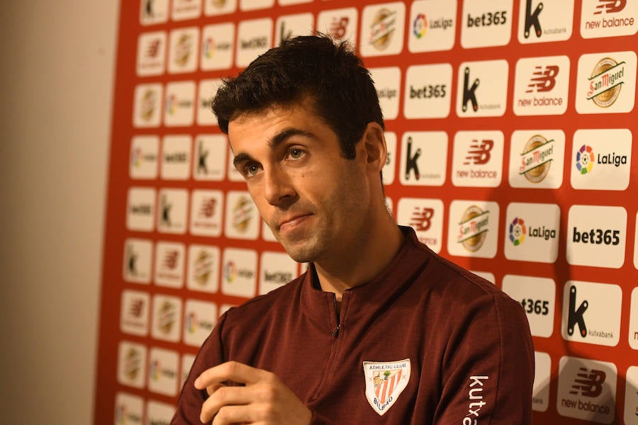 El jugador ha leído un comunicado y ha hecho una llamada a la unidad del equipo en un momento en el que se juega el pase a Europa