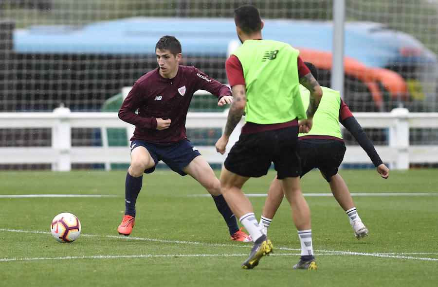 Susaeta ha centrado la atención de la sesión, después de la cual ha leído el comunicado de su despedida