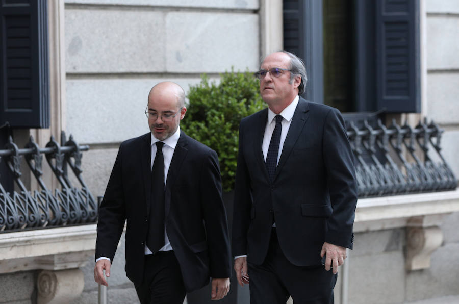 Ángel Gabilondo ha acudido a la capilla.