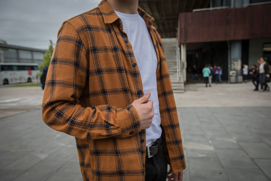 Aitor Esteban (Estudiante de Comunicación Audiovisual - 19 años)