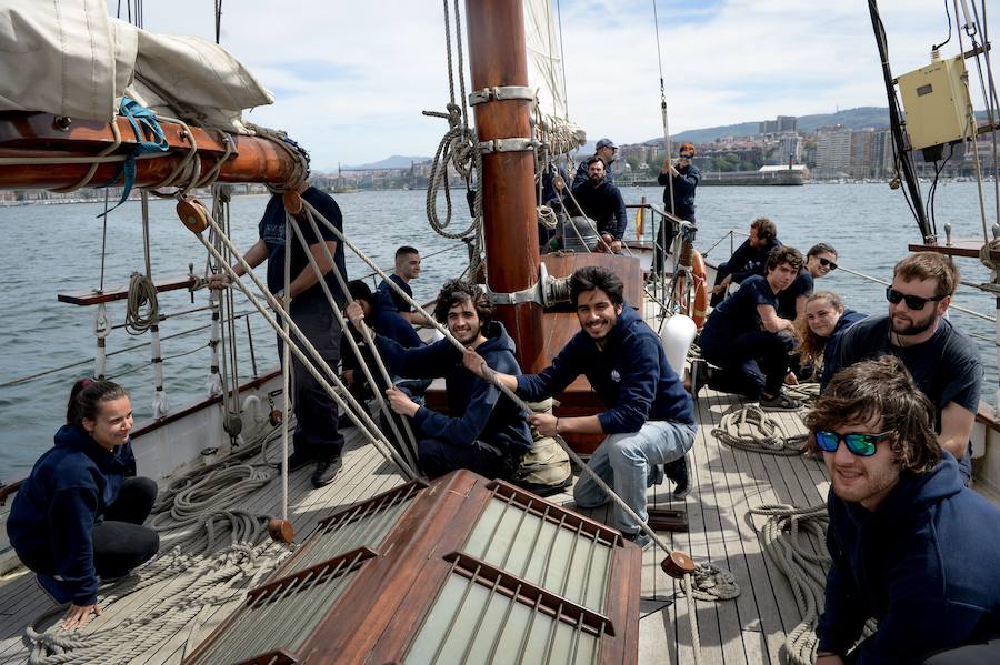 Fotos: Una jornada con los futuros marinos