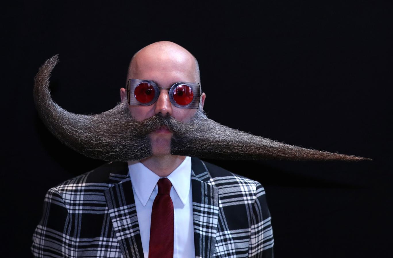 El vello facial llevado al extremo se da cita en el Campeonato mundial de Barbas y Bigotes 2019, que se disputa en Antwerp, Bélgica. La cita que se celebra cada dos años permite contemplar los estilos más radicales y complicados.