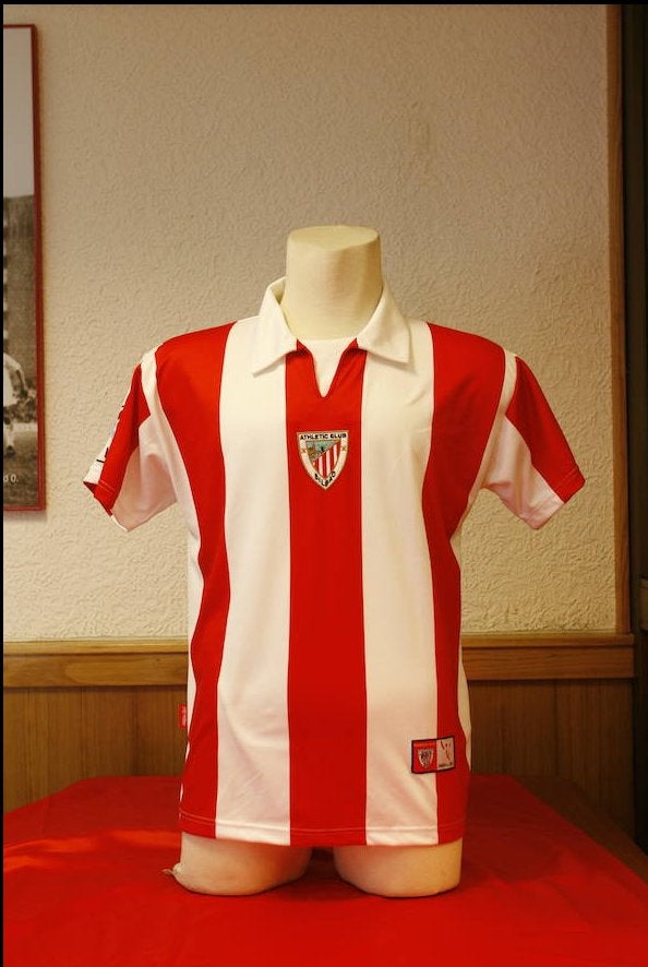 La camiseta del Athletic para la temporada 2007/2008.