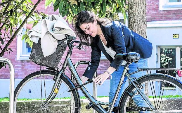 «Soy ciclista urbana con buen tiempo», afirma Leticia Comerón