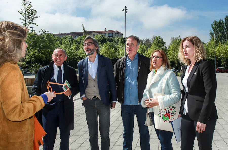 Fotos: Las fotos del debate entre los candidatos a diputado general de Álava