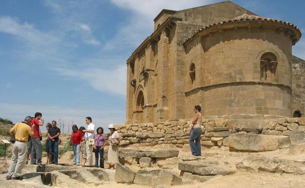 Visita guiada a la ermita de Santa María de la Piscina, San Vicente de la Sonsierra. 