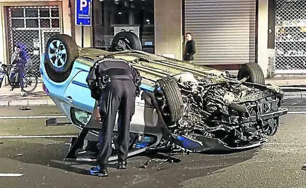 La conductora del espectacular accidente en la calle Paz dio positivo en alcoholemia