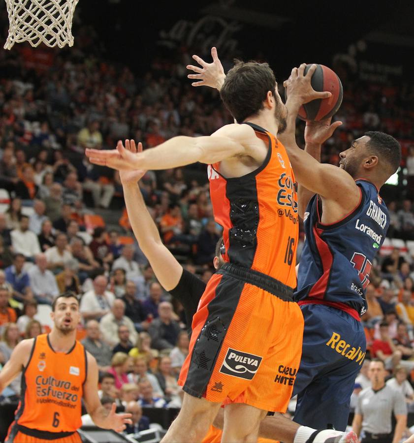 Fotos: Las mejores imágenes del Valencia Basket - Baskonia