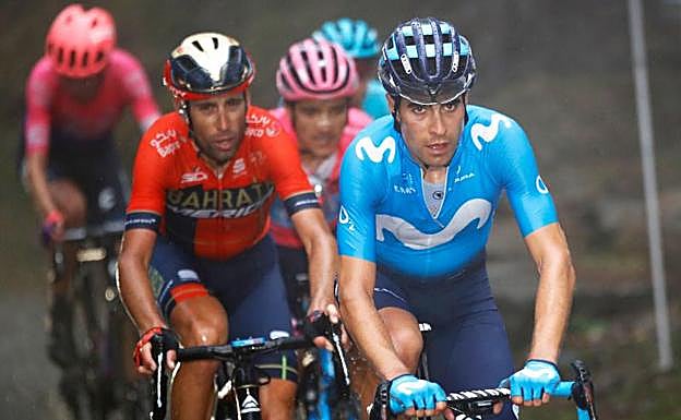 Landa, con Nibali y Carapaz.