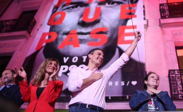 Pedro Sánchez celebra la victoria del PSOE en las elecciones del 28-A.