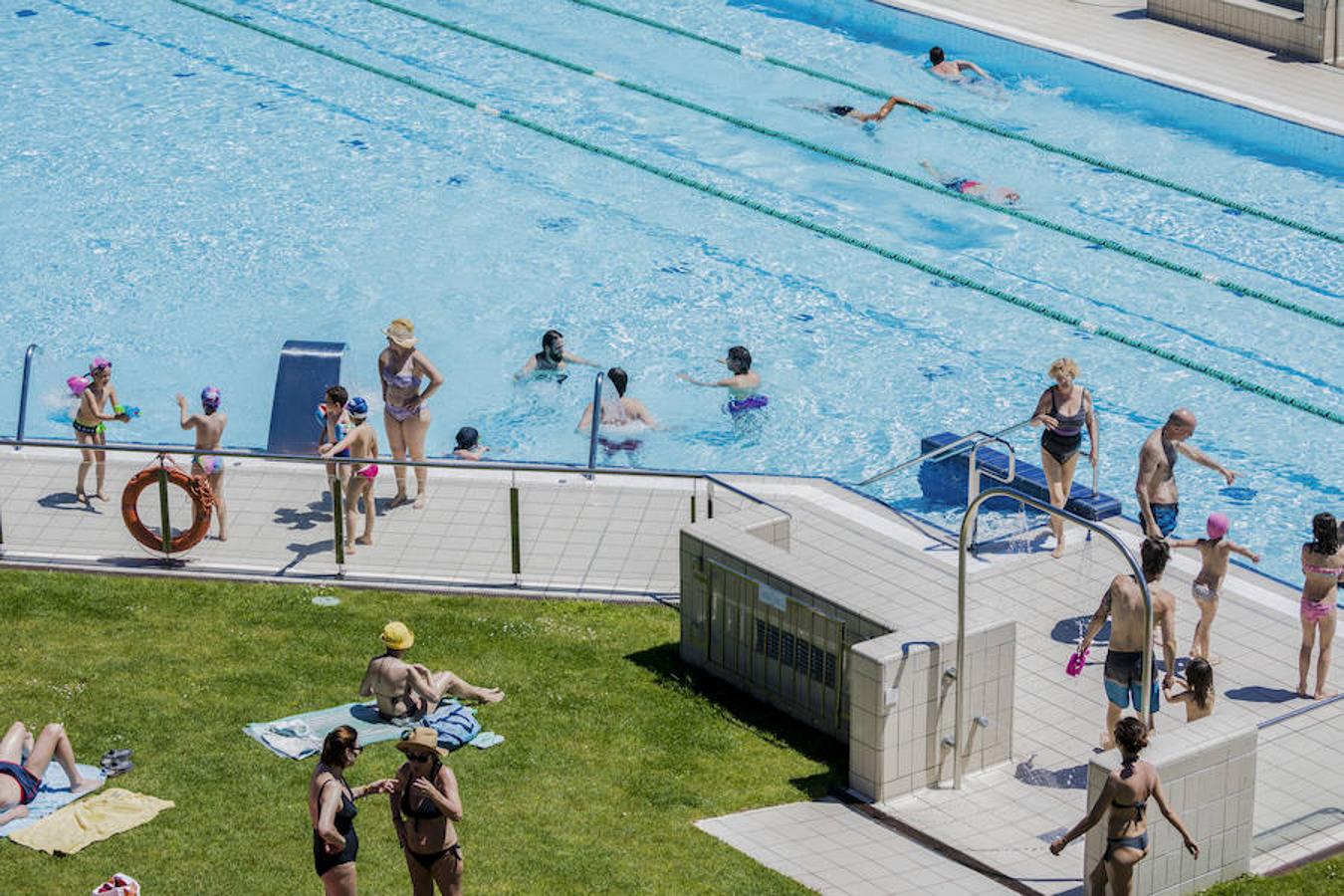 Fotos: Día de piscina y &#039;playas&#039; en Álava