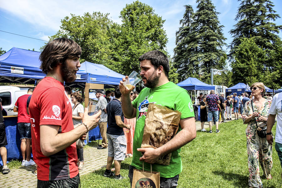 Fotos: Amurrio se sumerge en el Txakoli Eguna