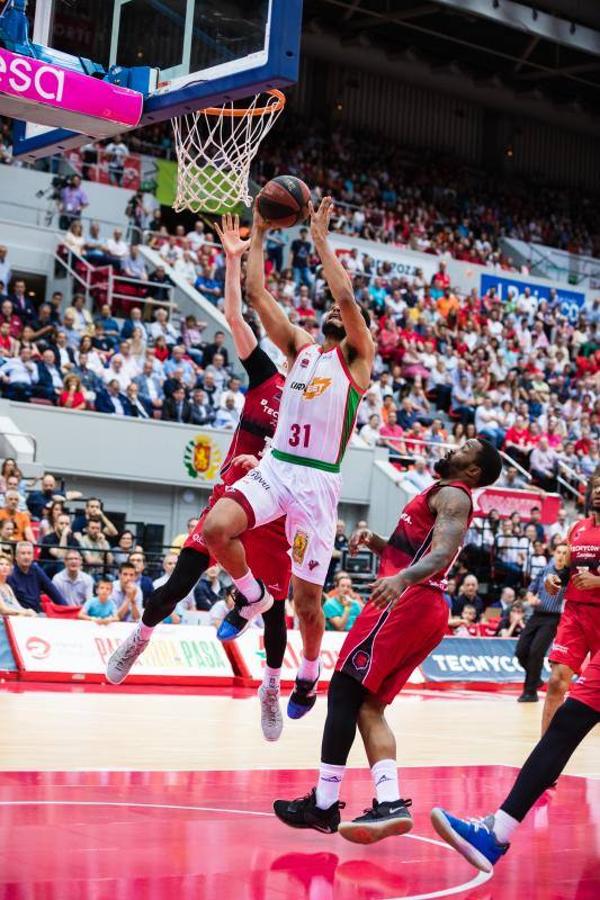 Fotos: Las imágenes del Zaragoza-Baskonia