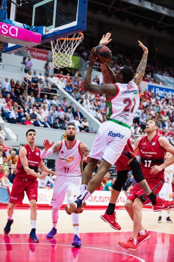 Fotos: Las imágenes del Zaragoza-Baskonia