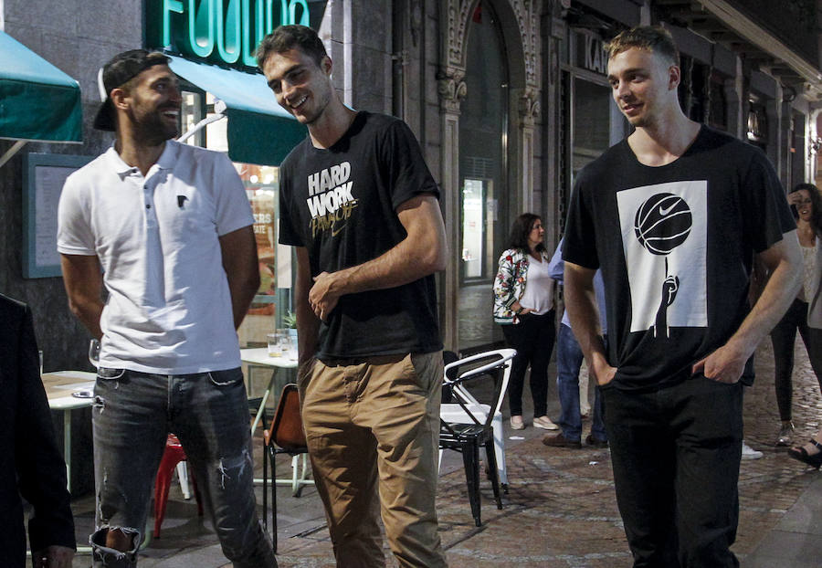 Fotos: Así fue la noche de celebración del Bilbao Basket