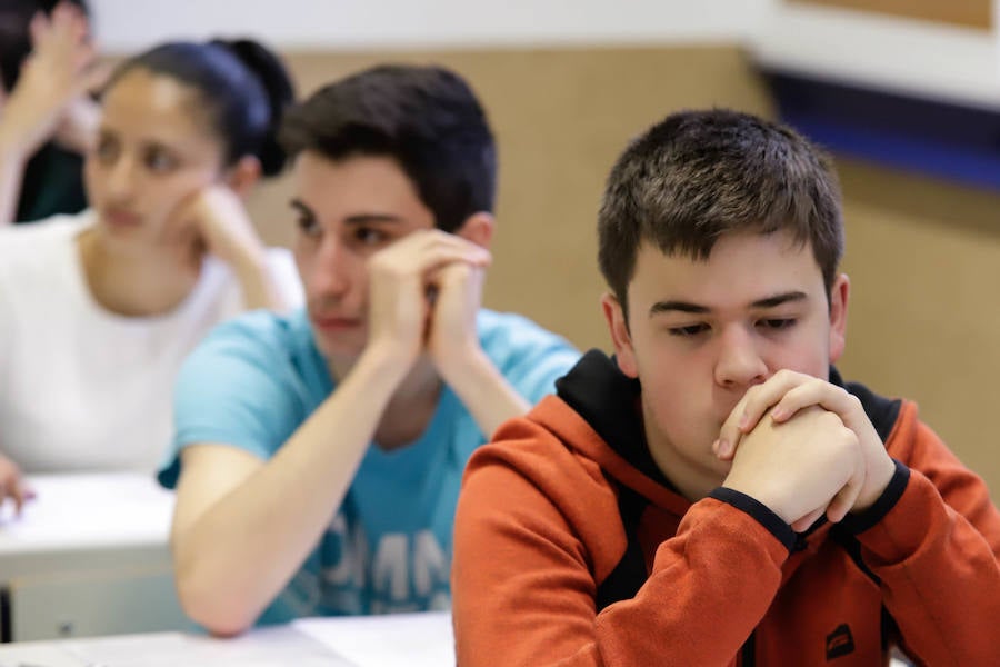 Un texto de Anjel Lertxundi sobre la lectura abre la Evaluación para el Acceso a la Universidad (EAU)