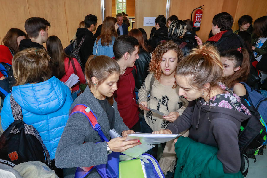 Un texto de Anjel Lertxundi sobre la lectura abre la Evaluación para el Acceso a la Universidad (EAU)