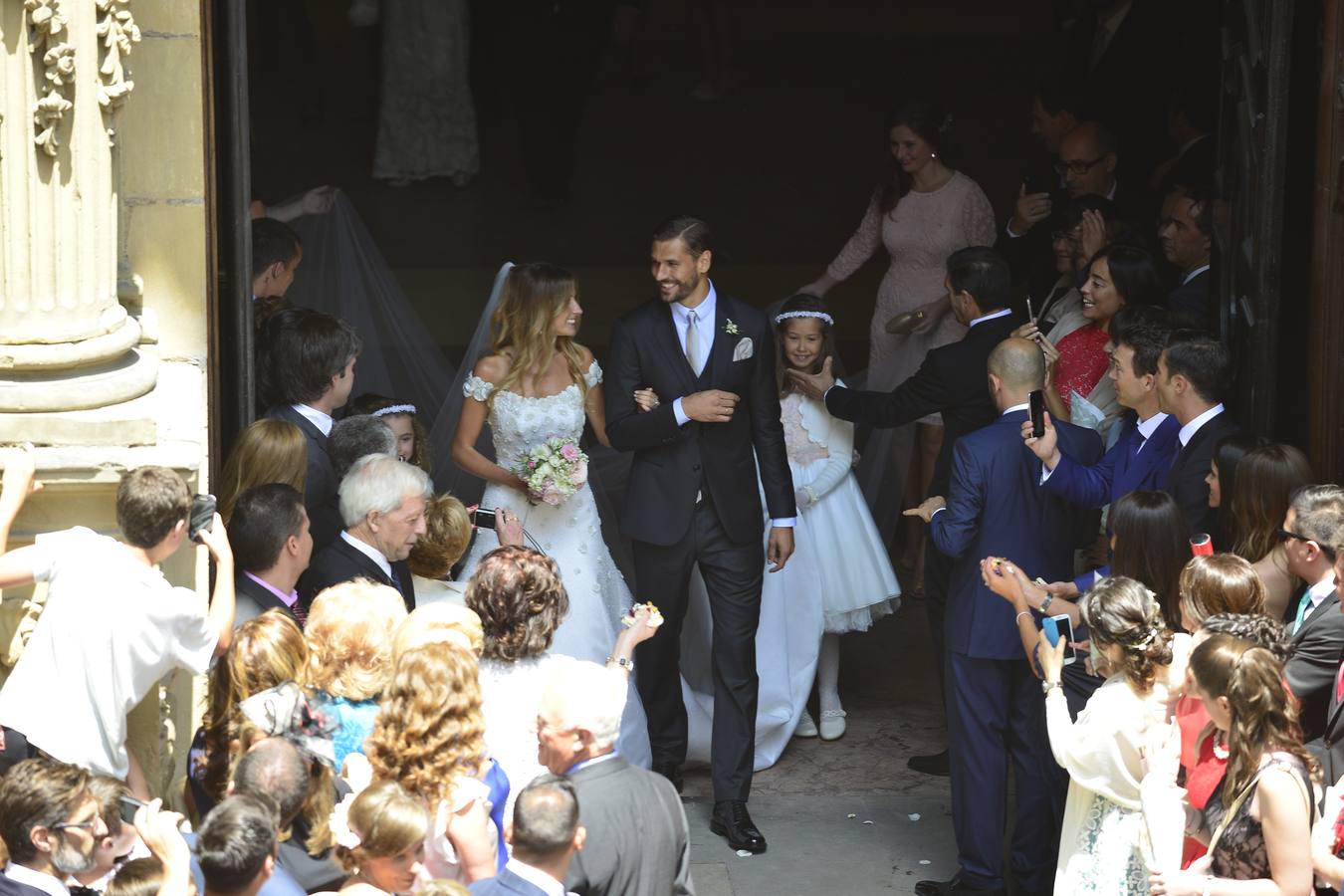 Fernando Llorente y María Lorente se casaron el 20 de junio de 2015 en la basílica de Santa María del Coro de San Sebastián y celebraron el banquete en el restaurante Itxas Bide