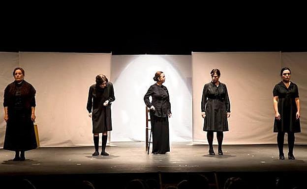 Nola izango litzateke 'Bernarda Albaren etxea' antzezlana gaur egun?