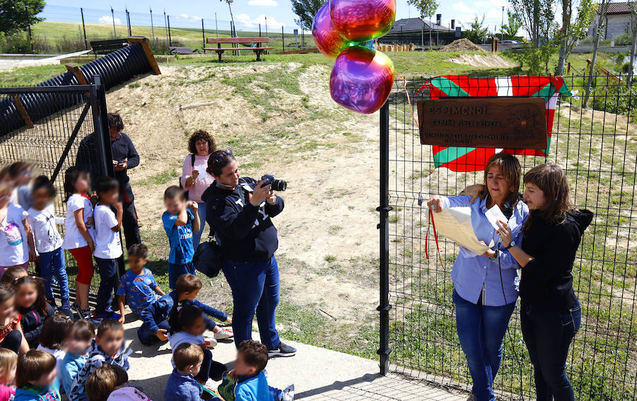 Fotos: El colegio de Ribabellosa revoluciona la hora del patio