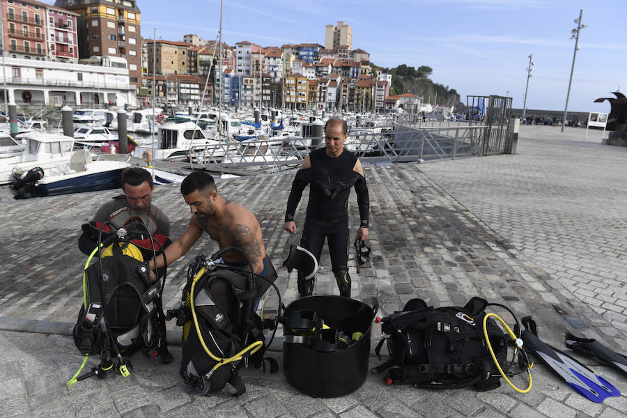 Fotos: Limpieza de basura en Urdaibai