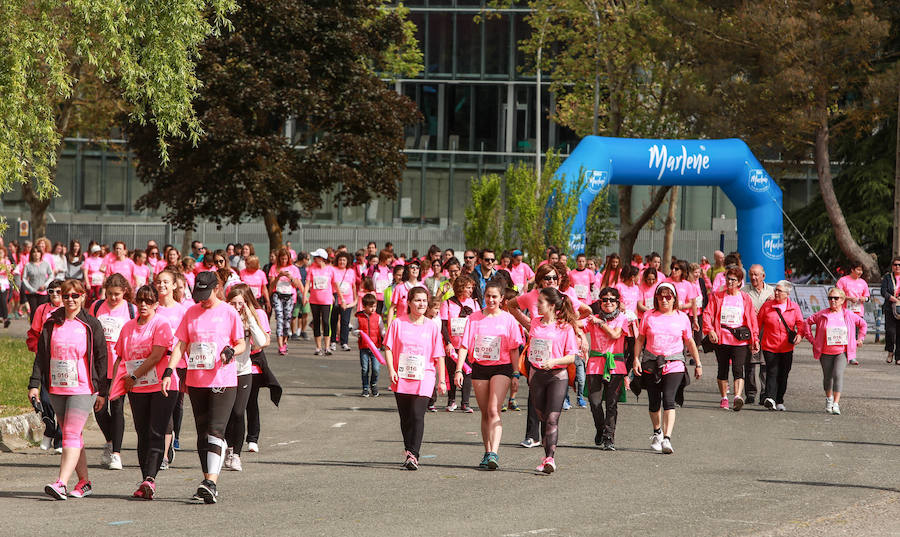 6.000 participantes toman parte en la Carrera de la Mujer que en su decimosegunda edición vuelve a concienciar sobre la prevención del cáncer de piel