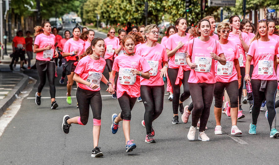 6.000 participantes toman parte en la Carrera de la Mujer que en su decimosegunda edición vuelve a concienciar sobre la prevención del cáncer de piel