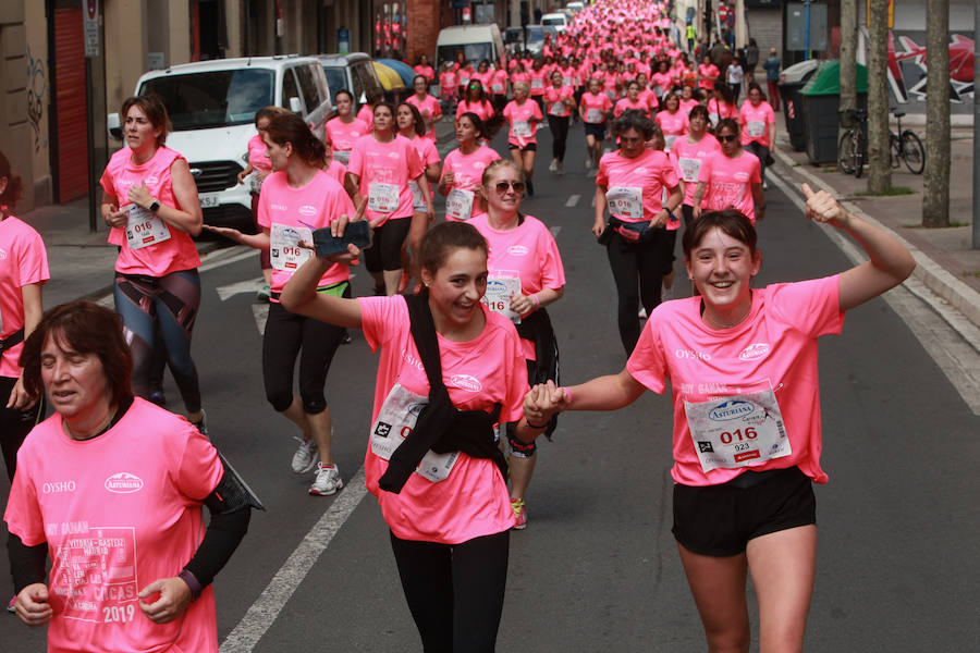 6.000 participantes toman parte en la Carrera de la Mujer que en su decimosegunda edición vuelve a concienciar sobre la prevención del cáncer de piel