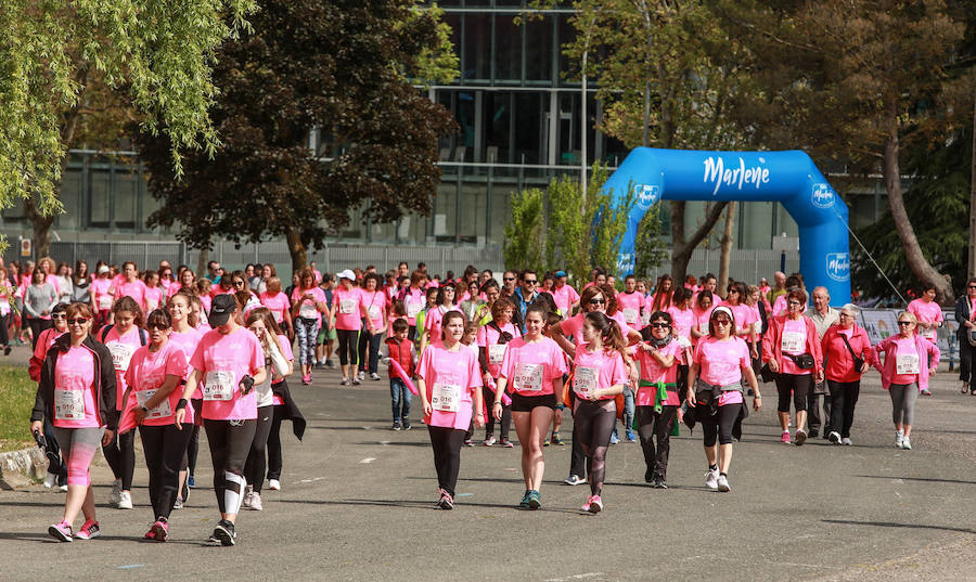 6.000 participantes toman parte en la Carrera de la Mujer que en su decimosegunda edición vuelve a concienciar sobre la prevención del cáncer de piel