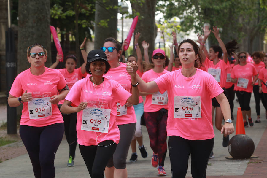 6.000 participantes toman parte en la Carrera de la Mujer que en su decimosegunda edición vuelve a concienciar sobre la prevención del cáncer de piel