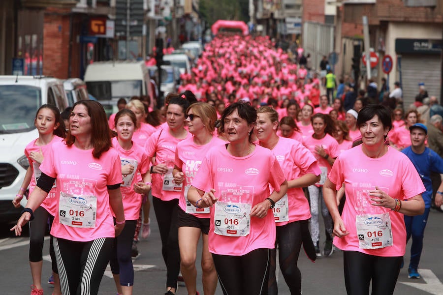 6.000 participantes toman parte en la Carrera de la Mujer que en su decimosegunda edición vuelve a concienciar sobre la prevención del cáncer de piel
