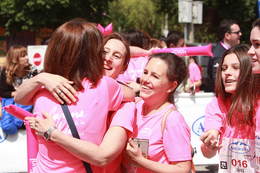 6.000 participantes toman parte en la Carrera de la Mujer que en su decimosegunda edición vuelve a concienciar sobre la prevención del cáncer de piel