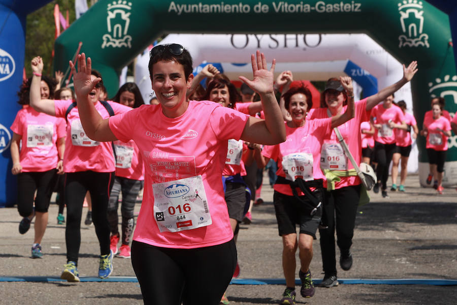 6.000 participantes toman parte en la Carrera de la Mujer que en su decimosegunda edición vuelve a concienciar sobre la prevención del cáncer de piel