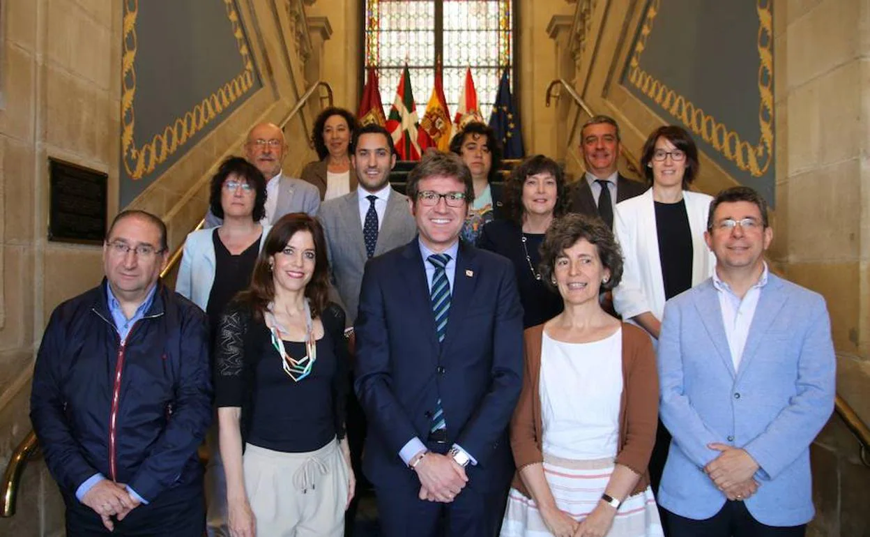 Foto del nuevo Gobierno municipal. 