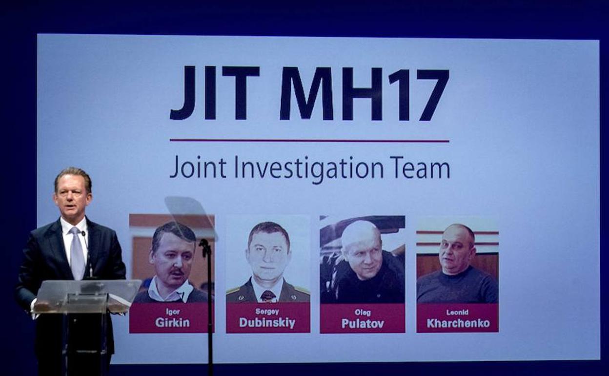 El equipo internacional de investigación anuncia los nombres de los sospechosos del derribo del avión de Malaysia Airlines MH17.