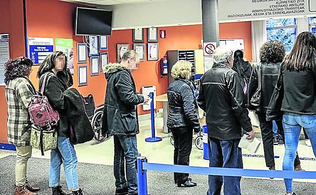 «Tenemos dificultades para cubrir los permisos» de vacaciones de los médicos