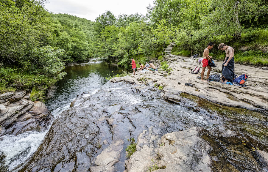 Pozas de Zaldibartxo, en el río Bayas.