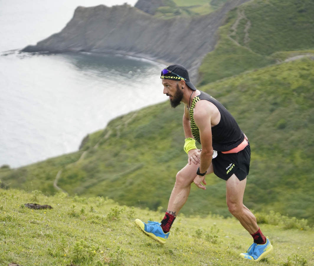 Gran ambiente el que se ha vivido en las carreras del Flysch Trail, donde el calor ha sido protagonista y ha hecho mella en los corredores.