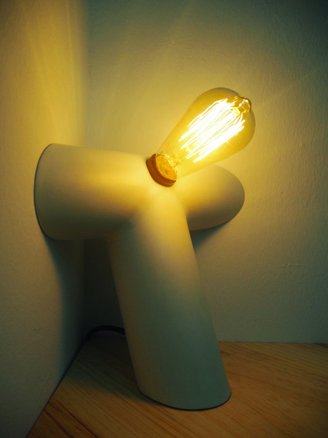 La moda es el nexo de unión entre la bisutería y la decoración 'minimal' en cerámica de Sutan, la firma de Cristina Peraile, Mar de Dios y Urotz Deusto