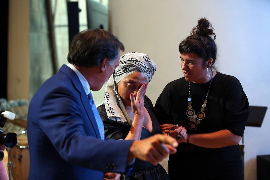 Reprsentantes de doce países asiten a la gala de estos galardones por el cambio social que se celebró en el Museo Guggenheim