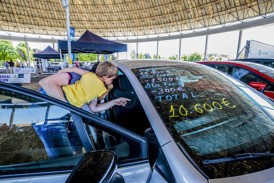 La Feria del Vehículo de Ocasión, que finaliza hoy, ofrece ejemplares de una veintena de marcas. Los precios van desde 3.000 a más de 50.000 euros