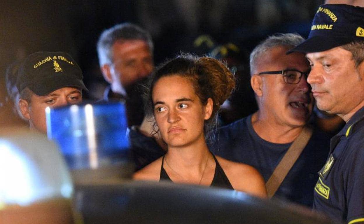 Carola Rackete, a su llegada al puerto de Lampedusa.